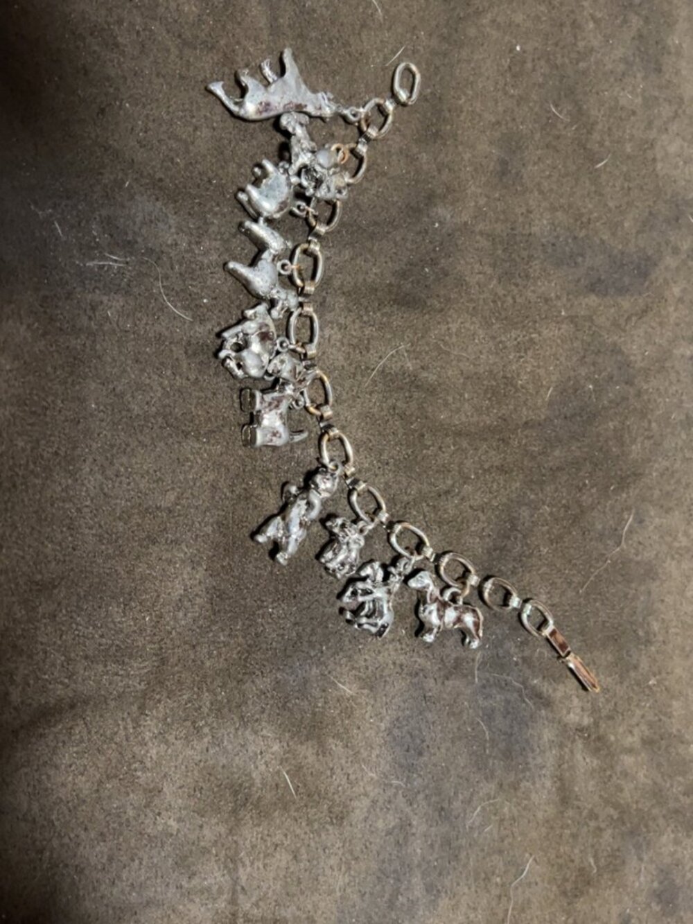 Vintage costume Silvertone animal charm bracelet - Picture 3 of 4